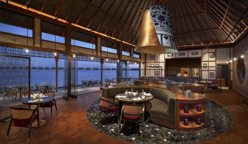 Waldorf_Astoria_Maldives_Ithaafushi_Li_Long_Interior_with chef
